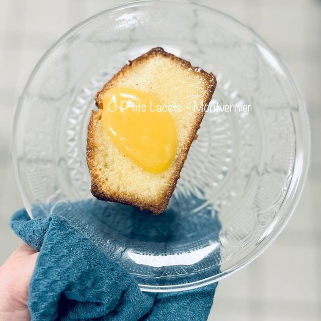 'Lemon Drizzle' accompagné de 'Lemon Custard'