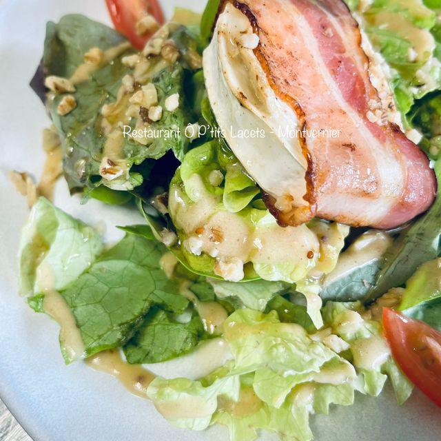 Salade chèvre & lard fumé