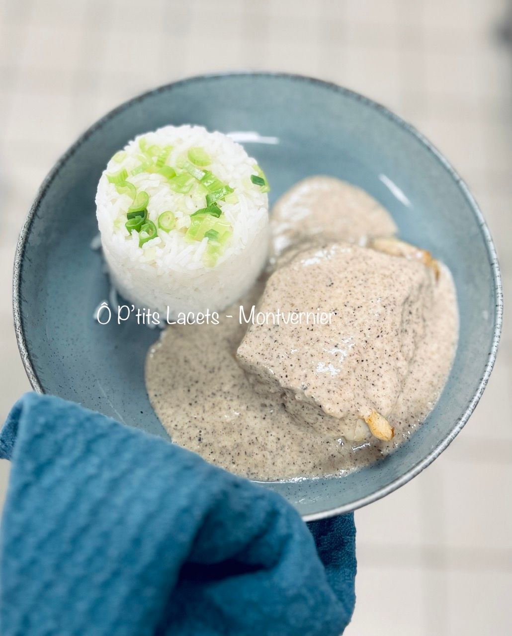 Pavé de lieu noir, riz basmati & crème ô champignons