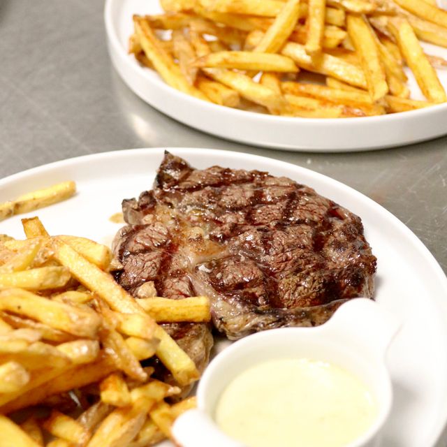 Entrecôte frites